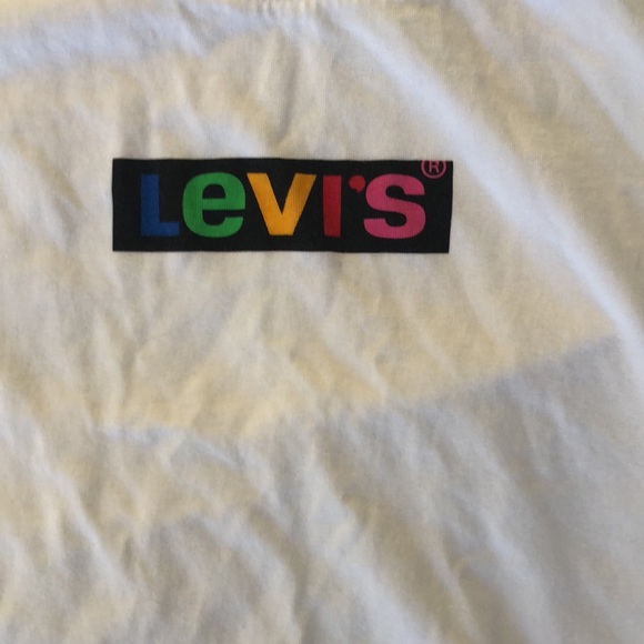 Levis | Graphic oversized crop t-shirt with rainbow box tab - Picture 7 of 10